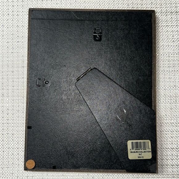 MILBURN Vintage Style Gold Brass Tone 5 x 7 Picture Frame - Picture 3 of 11